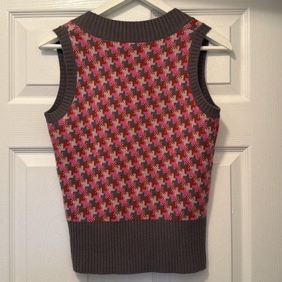 Penguin cashmere Sweater Vest - Picture 3 of 5